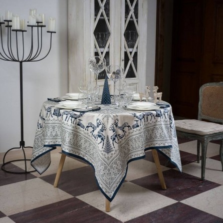 Balade en hiver tablecloth
