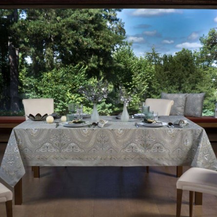 Darjeeling Tablecloth