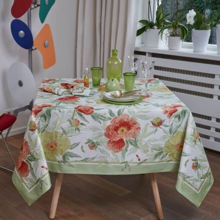 Les Pivoines Tablecloth