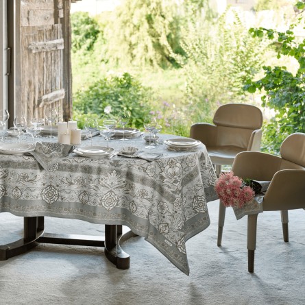 Parfum d'Orient tablecloth