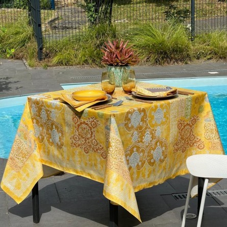 Rialto Tablecloth