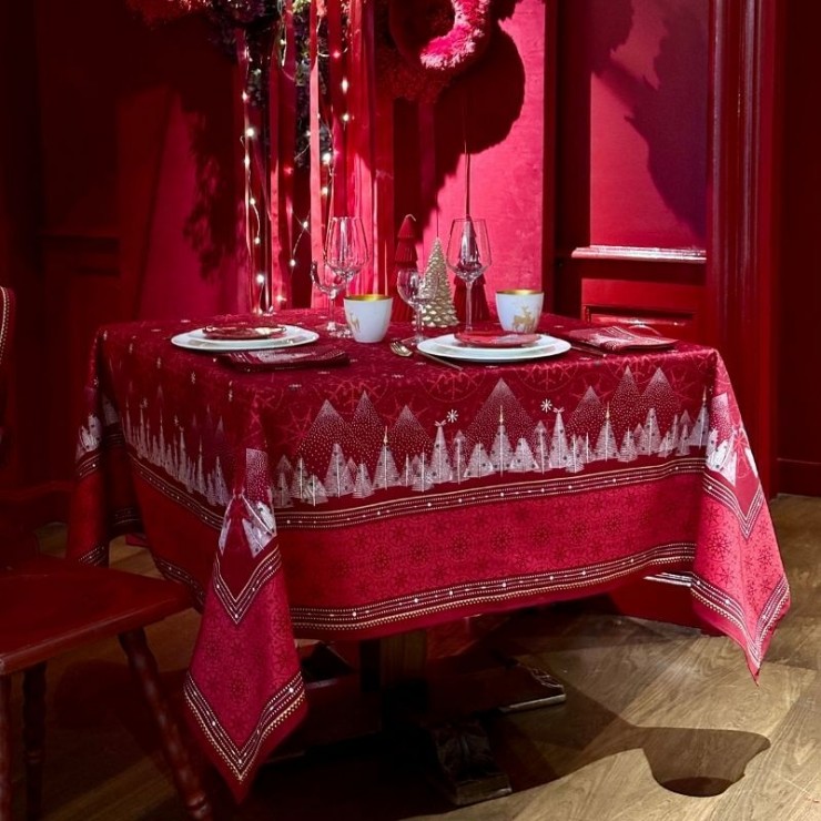 Megève Tablecloth 