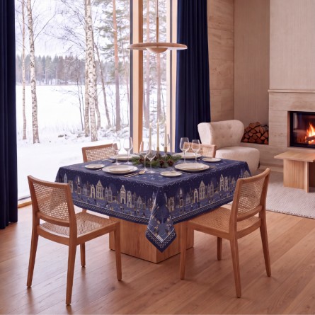 En Hiver Tablecloth