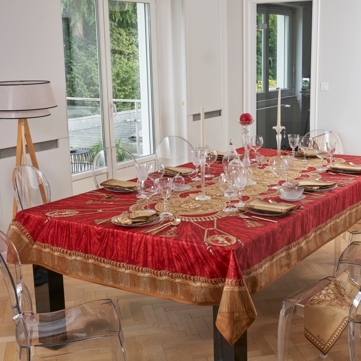 Nabucco cardinal Tablecloth