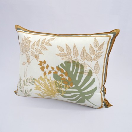 Agapanthes Cushion Mint