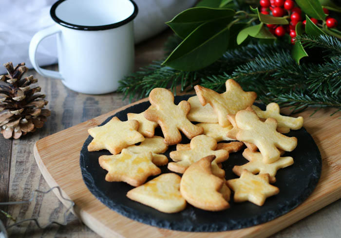The famous elsatian biscuit recipe : discover the "bredele" Christmas cake !  Beauvillé
