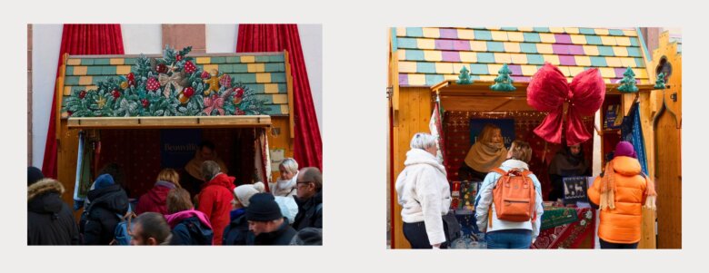 à gauche la maisonnette entourée des deux sapins en tissus signé Beauvillé. à droite la maisonnette avec l'énorme noeud en tissu en Topkapi rouge pour le Marché de Noël de Ribeauvillé.